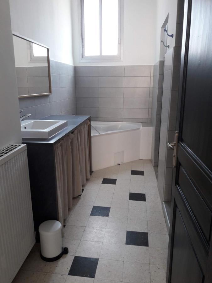 T4- Terrasse 50M², Garage, Centre-Ville Narbonne Dış mekan fotoğraf